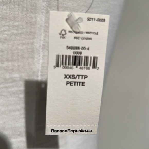 Banana Republic White V Neck T XXS Petite - Picture 2 of 2